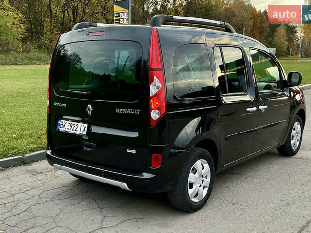 Черный Рено Кенгу, объемом двигателя 1.6 л и пробегом 178 тыс. км за 8750 $, фото 3 на Automoto.ua