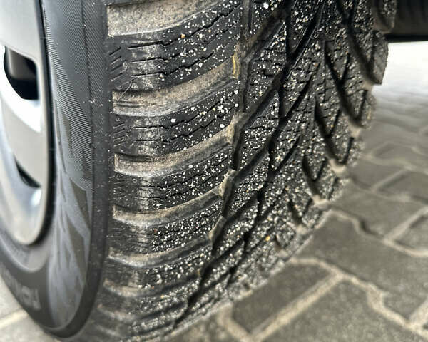 Чорний Рено Кєнгу, об'ємом двигуна 1.6 л та пробігом 212 тис. км за 8599 $, фото 21 на Automoto.ua