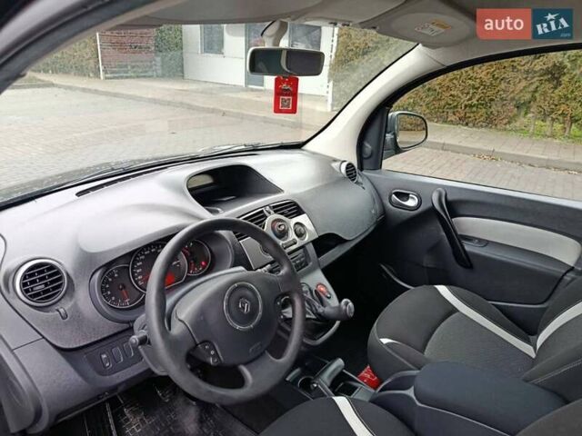 Черный Рено Кенгу, объемом двигателя 1.6 л и пробегом 230 тыс. км за 7900 $, фото 10 на Automoto.ua