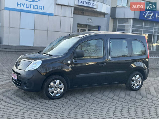 Черный Рено Кенгу, объемом двигателя 1.6 л и пробегом 225 тыс. км за 7800 $, фото 6 на Automoto.ua
