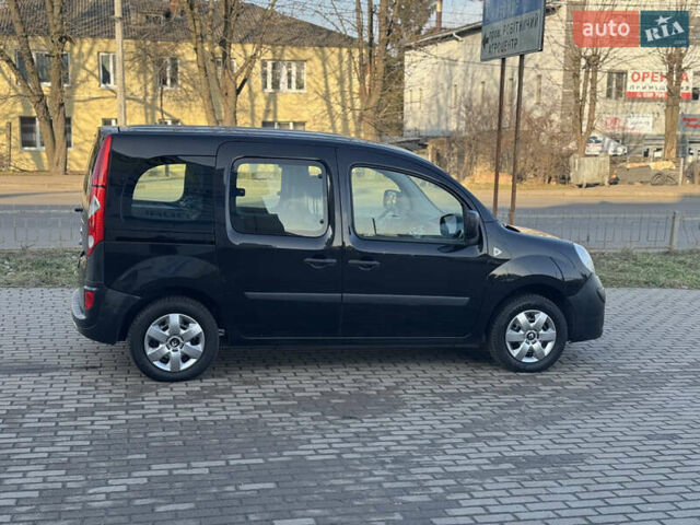 Черный Рено Кенгу, объемом двигателя 1.6 л и пробегом 225 тыс. км за 7800 $, фото 11 на Automoto.ua
