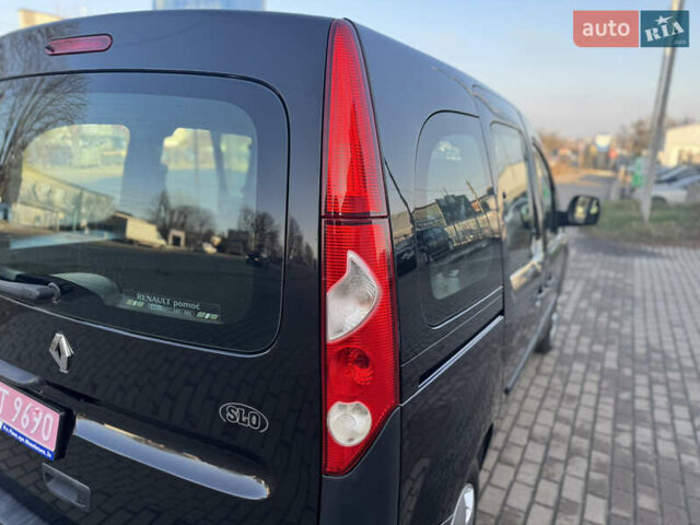 Черный Рено Кенгу, объемом двигателя 1.6 л и пробегом 225 тыс. км за 7800 $, фото 22 на Automoto.ua