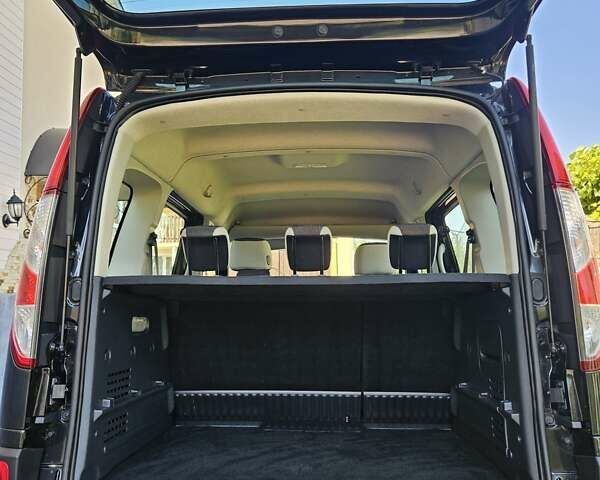 Рено Кєнгу 2013 у Дубно на Automoto.ua Чорний Рено Кєнгу, об'ємом двигуна 1.5 л та пробігом 234 тис. км за 10500 $, фото 19 на Automoto.ua