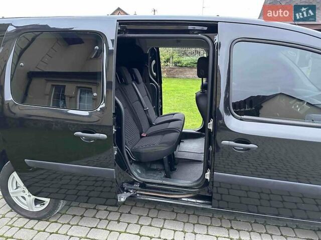 Черный Рено Кенгу, объемом двигателя 0 л и пробегом 96 тыс. км за 7500 $, фото 7 на Automoto.ua