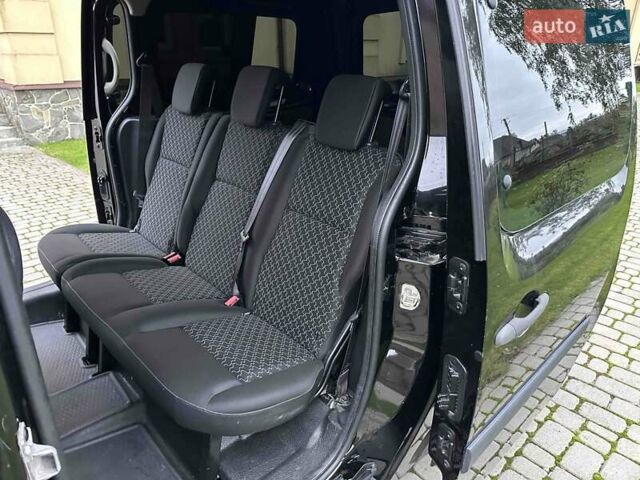 Черный Рено Кенгу, объемом двигателя 0 л и пробегом 96 тыс. км за 7500 $, фото 14 на Automoto.ua