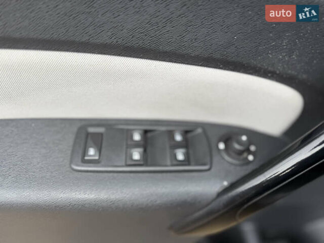 Рено Кенгу 2014 в Луцке на Automoto.ua Черный Рено Кенгу, объемом двигателя 1.5 л и пробегом 210 тыс. км за 10999 $, фото 14 на Automoto.ua