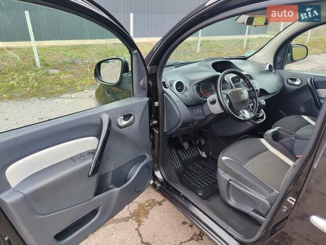 Чорний Рено Кєнгу, об'ємом двигуна 1.5 л та пробігом 230 тис. км за 9400 $, фото 8 на Automoto.ua