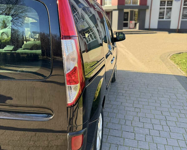 Черный Рено Кенгу, объемом двигателя 1.5 л и пробегом 279 тыс. км за 9900 $, фото 21 на Automoto.ua