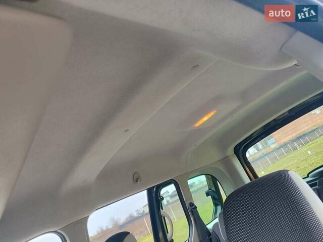 Чорний Рено Кєнгу, об'ємом двигуна 1.5 л та пробігом 230 тис. км за 9400 $, фото 13 на Automoto.ua