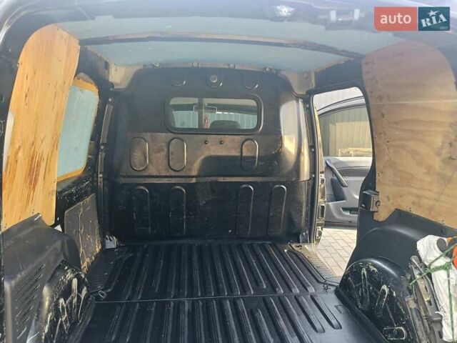 Черный Рено Кенгу, объемом двигателя 1.5 л и пробегом 221 тыс. км за 6750 $, фото 25 на Automoto.ua