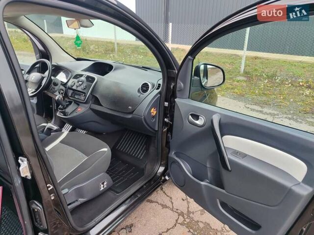 Чорний Рено Кєнгу, об'ємом двигуна 1.5 л та пробігом 230 тис. км за 9400 $, фото 9 на Automoto.ua