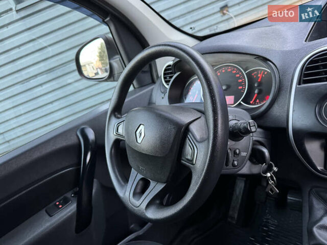 Черный Рено Кенгу, объемом двигателя 1.46 л и пробегом 243 тыс. км за 10900 $, фото 29 на Automoto.ua
