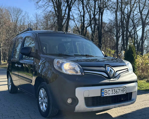 Черный Рено Кенгу, объемом двигателя 1.5 л и пробегом 279 тыс. км за 9900 $, фото 3 на Automoto.ua