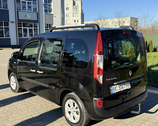 Черный Рено Кенгу, объемом двигателя 1.5 л и пробегом 279 тыс. км за 9900 $, фото 6 на Automoto.ua