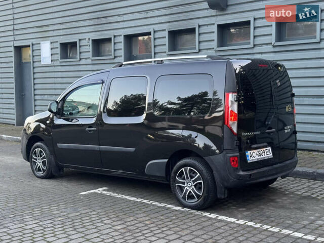 Черный Рено Кенгу, объемом двигателя 1.46 л и пробегом 243 тыс. км за 10900 $, фото 4 на Automoto.ua