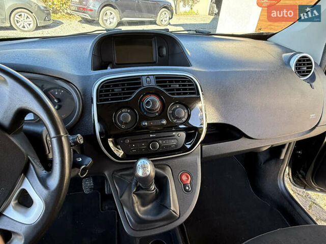 Рено Кєнгу 2015 у Дубно на Automoto.ua Чорний Рено Кєнгу, об'ємом двигуна 1.5 л та пробігом 188 тис. км за 11500 $, фото 31 на Automoto.ua