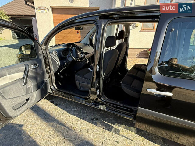 Рено Кєнгу 2015 у Дубно на Automoto.ua Чорний Рено Кєнгу, об'ємом двигуна 1.5 л та пробігом 188 тис. км за 11500 $, фото 32 на Automoto.ua