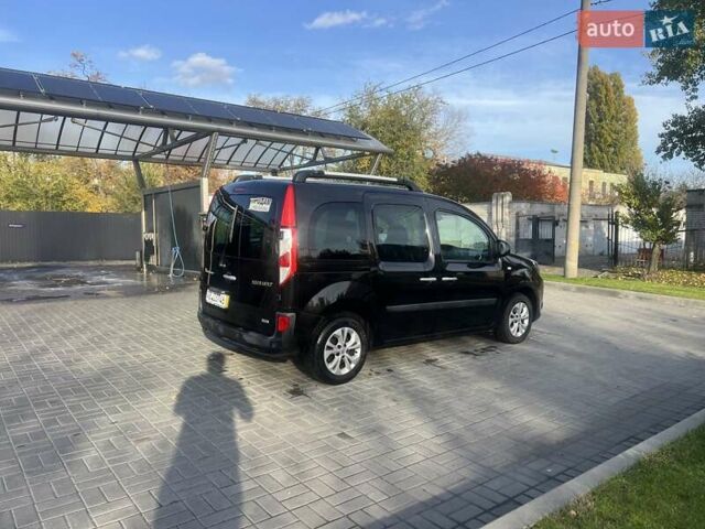 Черный Рено Кенгу, объемом двигателя 1.5 л и пробегом 185 тыс. км за 11850 $, фото 4 на Automoto.ua