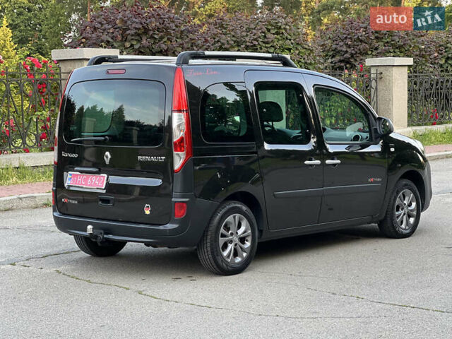 Черный Рено Кенгу, объемом двигателя 1.5 л и пробегом 194 тыс. км за 11700 $, фото 5 на Automoto.ua
