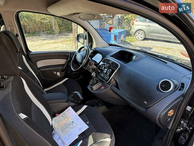 Рено Кєнгу 2015 у Дубно на Automoto.ua Чорний Рено Кєнгу, об'ємом двигуна 1.5 л та пробігом 188 тис. км за 11500 $, фото 27 на Automoto.ua