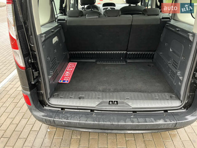 Чорний Рено Кєнгу, об'ємом двигуна 0 л та пробігом 206 тис. км за 10300 $, фото 17 на Automoto.ua