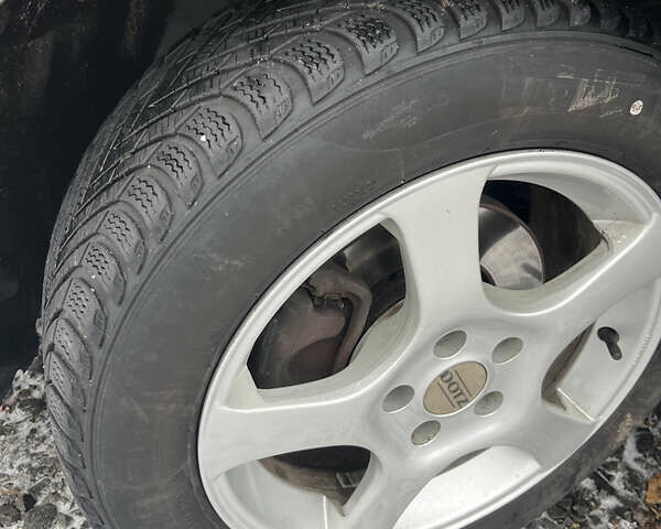 Чорний Рено Кєнгу, об'ємом двигуна 1.5 л та пробігом 257 тис. км за 10999 $, фото 8 на Automoto.ua