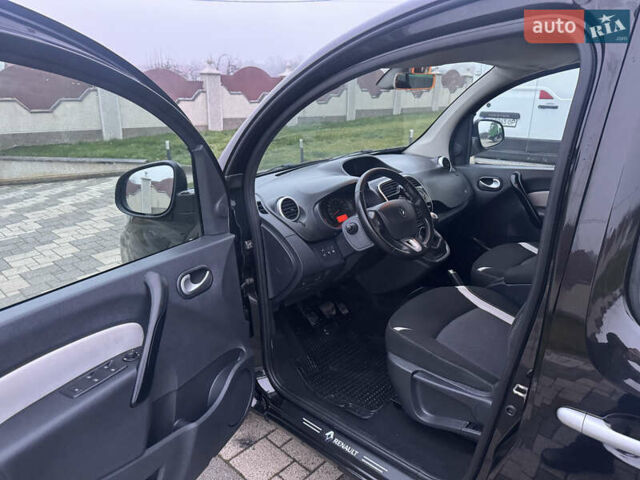 Чорний Рено Кєнгу, об'ємом двигуна 1.5 л та пробігом 198 тис. км за 13950 $, фото 53 на Automoto.ua