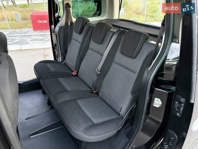 Черный Рено Кенгу, объемом двигателя 1.5 л и пробегом 110 тыс. км за 12599 $, фото 65 на Automoto.ua
