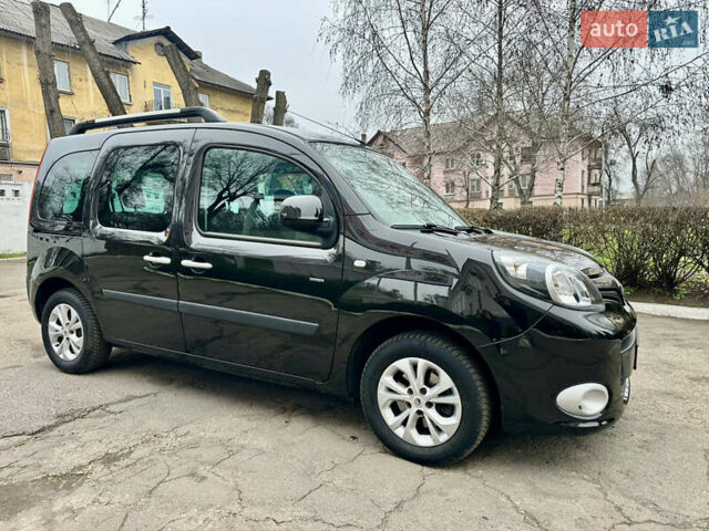 Черный Рено Кенгу, объемом двигателя 1.5 л и пробегом 143 тыс. км за 11800 $, фото 3 на Automoto.ua