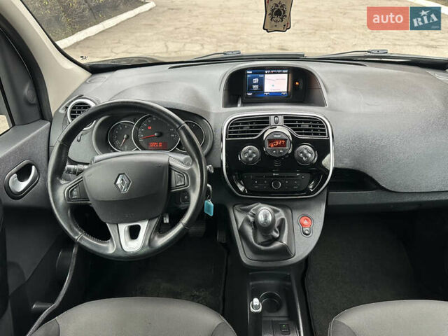Черный Рено Кенгу, объемом двигателя 1.5 л и пробегом 143 тыс. км за 11800 $, фото 17 на Automoto.ua