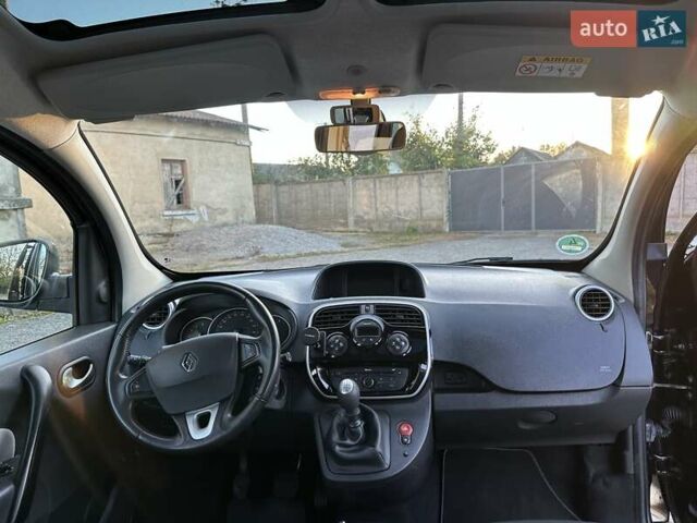 Черный Рено Кенгу, объемом двигателя 1.5 л и пробегом 259 тыс. км за 11550 $, фото 21 на Automoto.ua