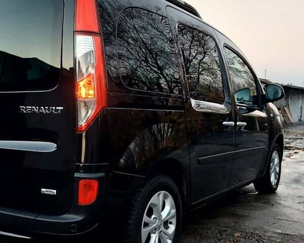 Черный Рено Кенгу, объемом двигателя 1.5 л и пробегом 179 тыс. км за 13500 $, фото 14 на Automoto.ua