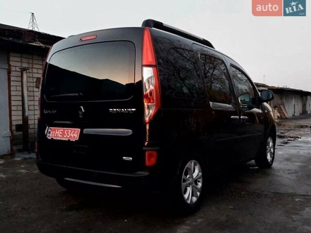 Черный Рено Кенгу, объемом двигателя 1.5 л и пробегом 179 тыс. км за 13500 $, фото 17 на Automoto.ua