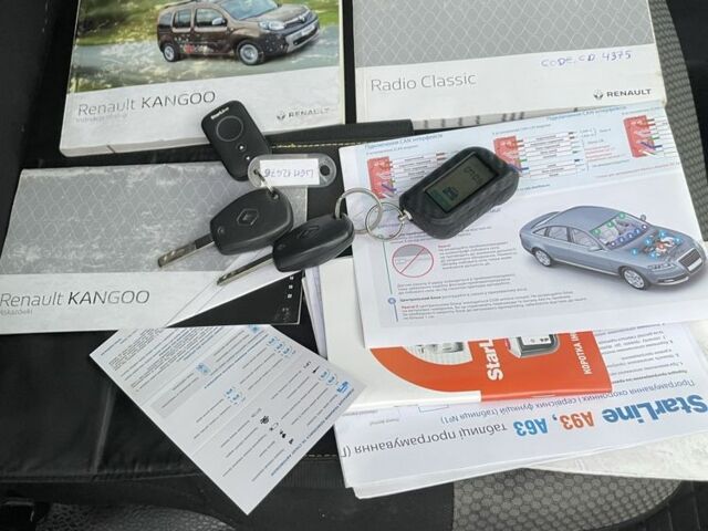 Рено Кенгу 2017 в Рахове на Automoto.ua Черный Рено Кенгу, объемом двигателя 1.5 л и пробегом 270 тыс. км за 11990 $, фото 6 на Automoto.ua