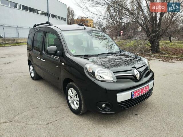 Черный Рено Кенгу, объемом двигателя 1.5 л и пробегом 179 тыс. км за 13300 $, фото 3 на Automoto.ua