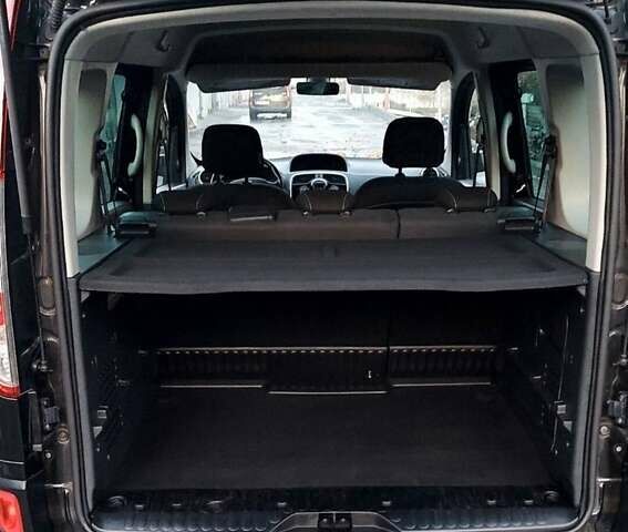 Черный Рено Кенгу, объемом двигателя 1.5 л и пробегом 179 тыс. км за 13500 $, фото 39 на Automoto.ua