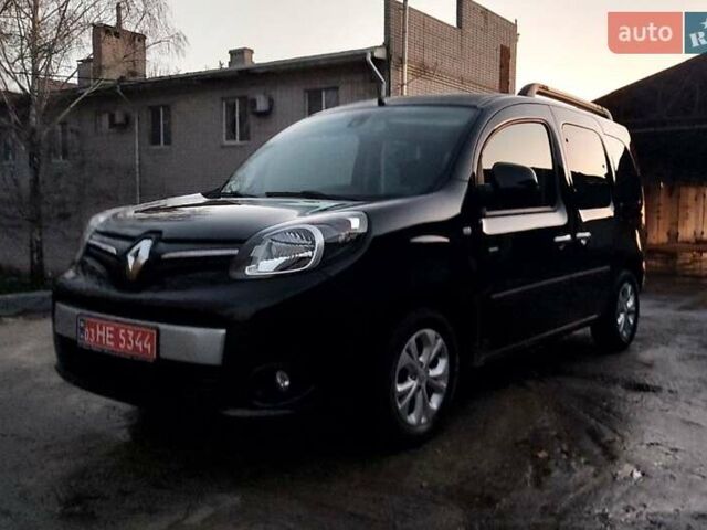 Черный Рено Кенгу, объемом двигателя 1.5 л и пробегом 179 тыс. км за 13500 $, фото 3 на Automoto.ua