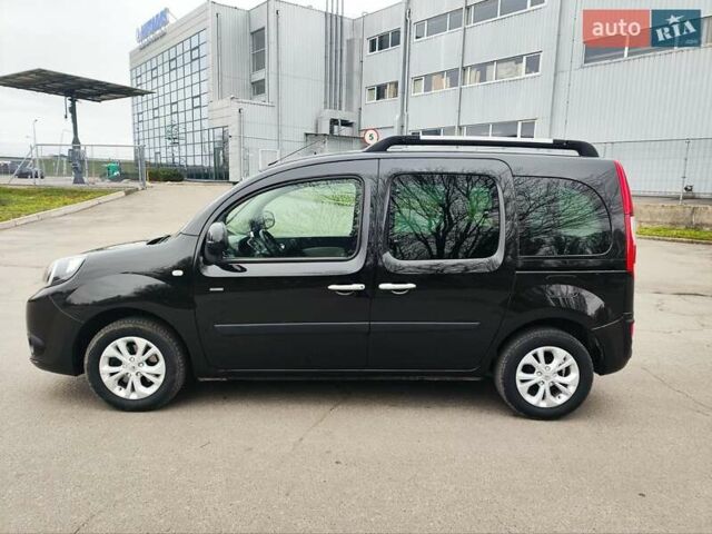 Черный Рено Кенгу, объемом двигателя 1.5 л и пробегом 179 тыс. км за 13300 $, фото 8 на Automoto.ua