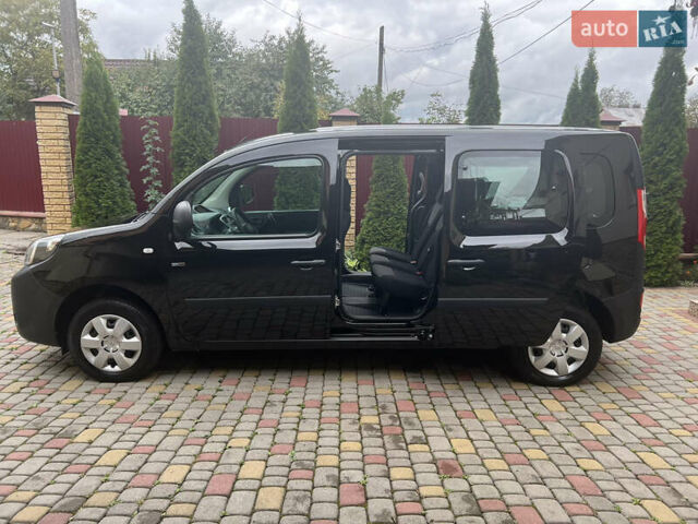 Черный Рено Кенгу, объемом двигателя 0 л и пробегом 29 тыс. км за 14200 $, фото 33 на Automoto.ua