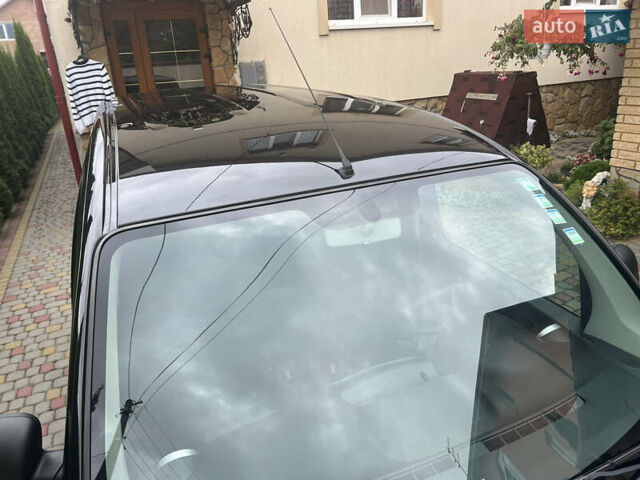 Черный Рено Кенгу, объемом двигателя 0 л и пробегом 29 тыс. км за 14200 $, фото 52 на Automoto.ua