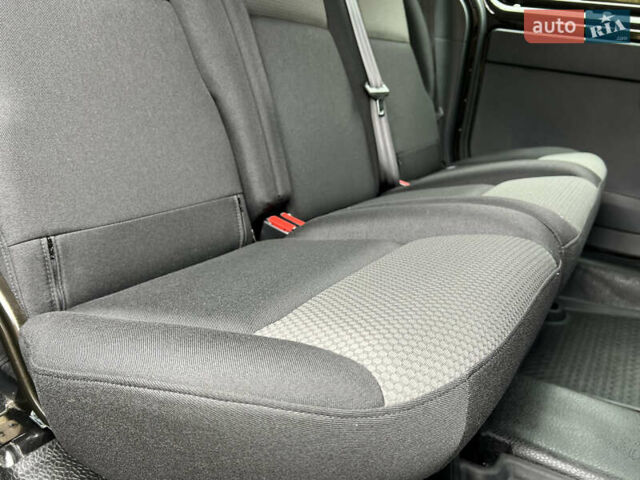 Черный Рено Кенгу, объемом двигателя 0 л и пробегом 29 тыс. км за 14200 $, фото 20 на Automoto.ua