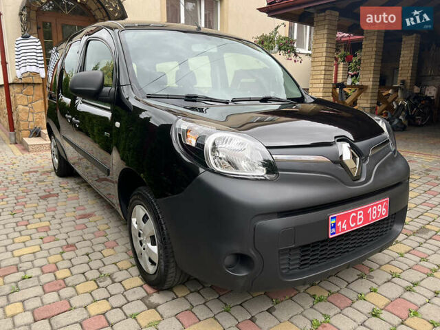 Черный Рено Кенгу, объемом двигателя 0 л и пробегом 29 тыс. км за 14200 $, фото 1 на Automoto.ua