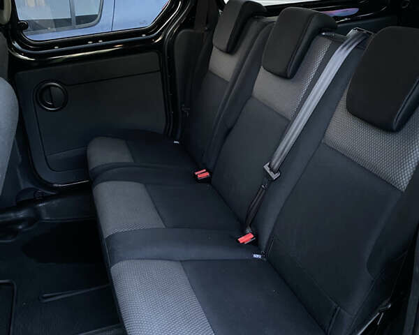 Рено Кенгу 2019 в Хмельницком на Automoto.ua Черный Рено Кенгу, объемом двигателя 0 л и пробегом 49 тыс. км за 15200 $, фото 31 на Automoto.ua