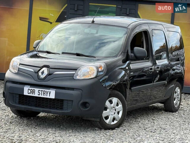 Черный Рено Кенгу, объемом двигателя 0 л и пробегом 75 тыс. км за 14700 $, фото 9 на Automoto.ua