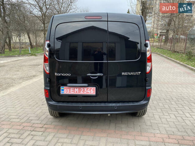 Черный Рено Кенгу, объемом двигателя 1.5 л и пробегом 120 тыс. км за 11000 $, фото 5 на Automoto.ua