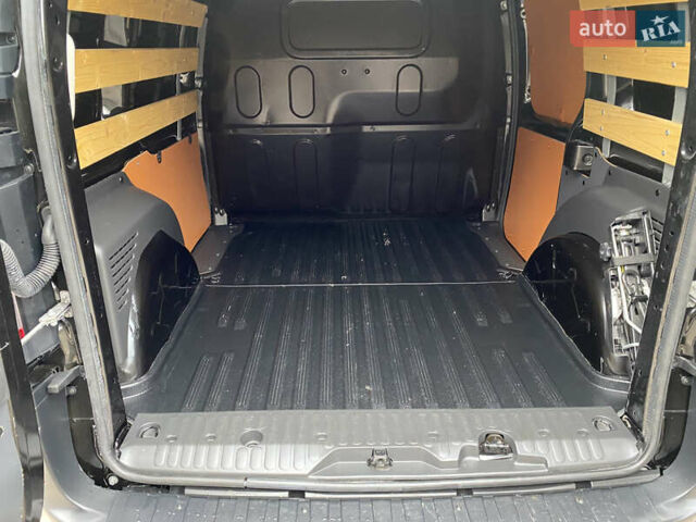 Черный Рено Кенгу, объемом двигателя 1.5 л и пробегом 120 тыс. км за 11000 $, фото 14 на Automoto.ua