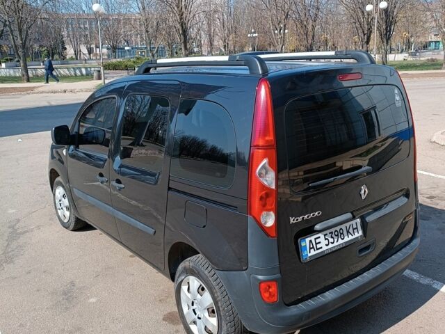 Черный Рено Кенгу, объемом двигателя 1.5 л и пробегом 233 тыс. км за 6700 $, фото 3 на Automoto.ua