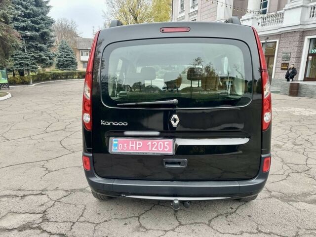 Черный Рено Кенгу, объемом двигателя 0 л и пробегом 165 тыс. км за 7700 $, фото 2 на Automoto.ua