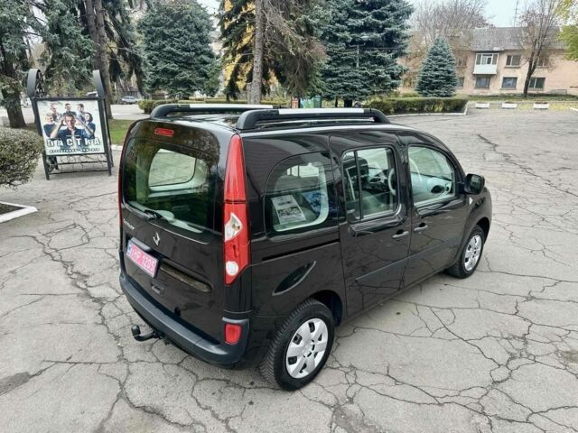 Черный Рено Кенгу, объемом двигателя 0 л и пробегом 165 тыс. км за 7700 $, фото 3 на Automoto.ua