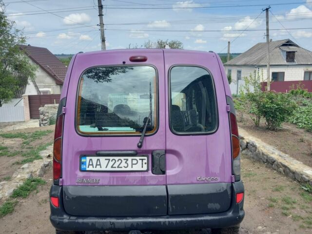 Фиолетовый Рено Кенгу, объемом двигателя 1.5 л и пробегом 300 тыс. км за 2200 $, фото 3 на Automoto.ua